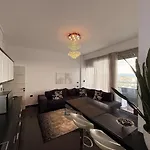Centre - Selvia Apartment